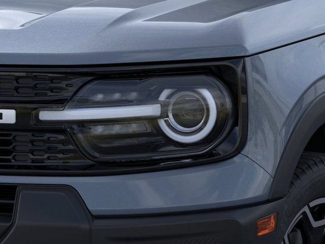 New 2026 Azure Gray Metallic Ford Outer Banks image 18
