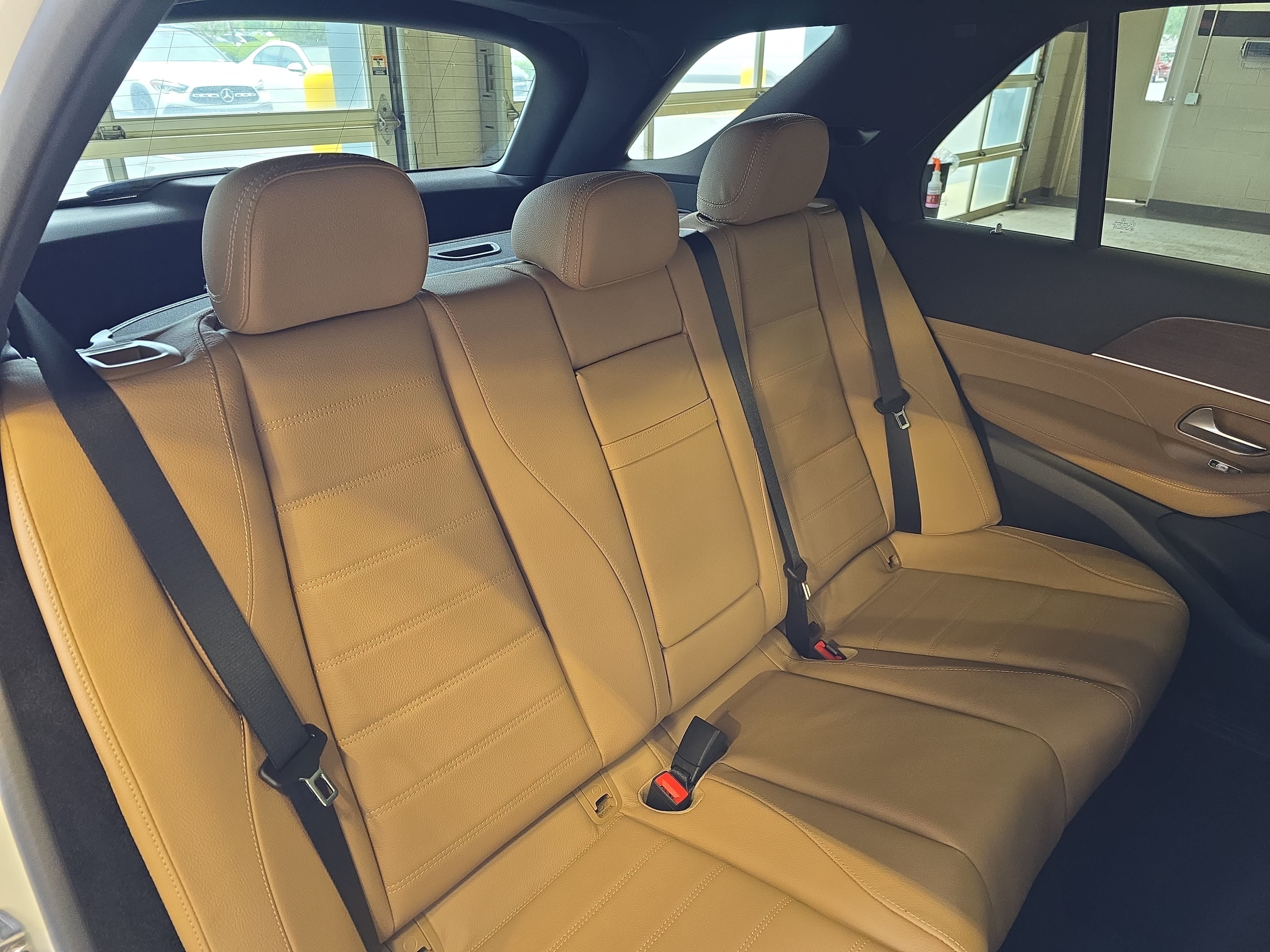 New 2026 Polar White Mercedes-Benz GLE350 image 12