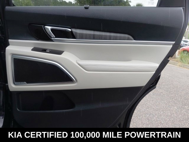 Used 2024 Black Kia SX image 30
