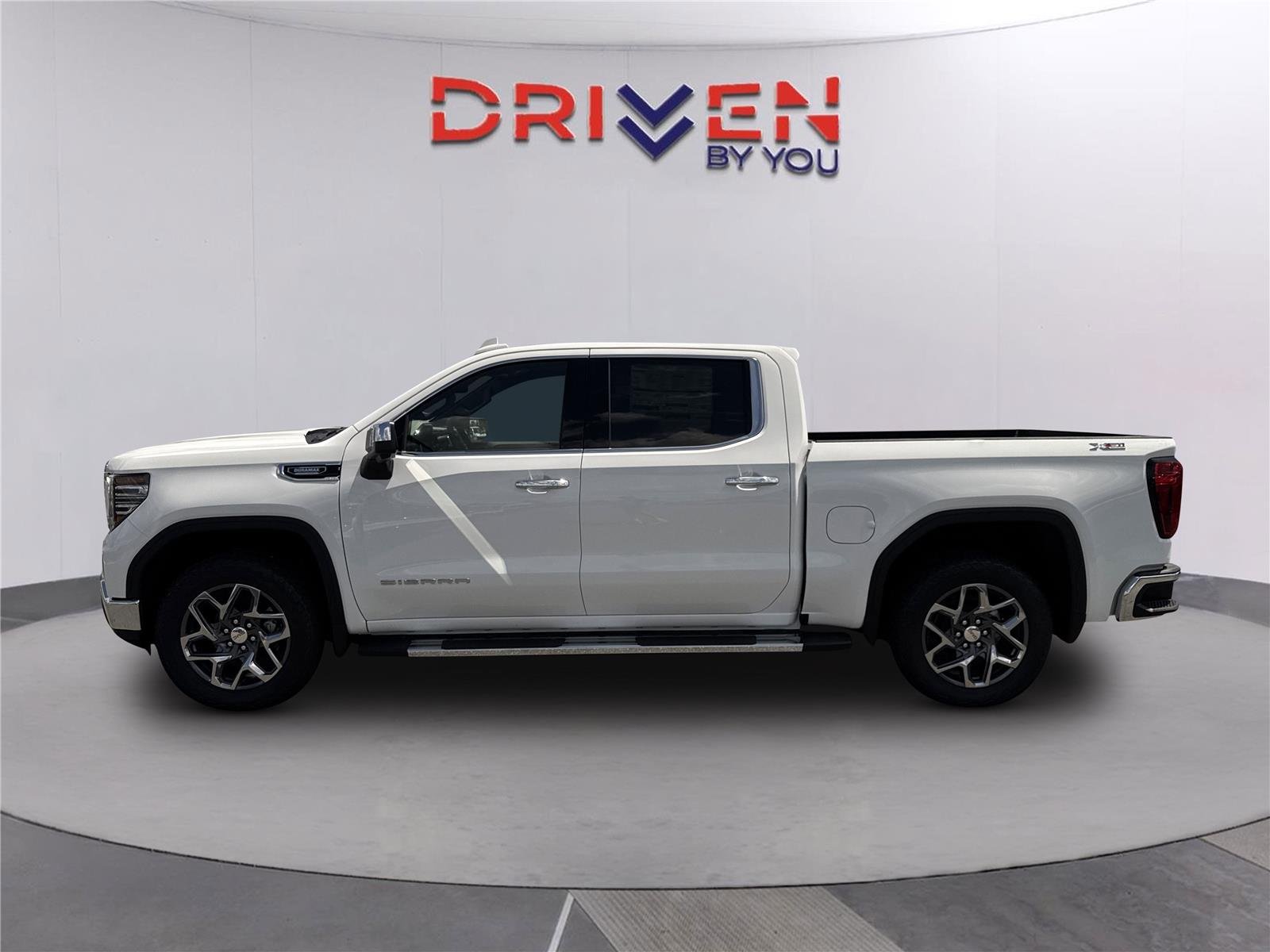 New 2026 Summit White GMC SLT image 7