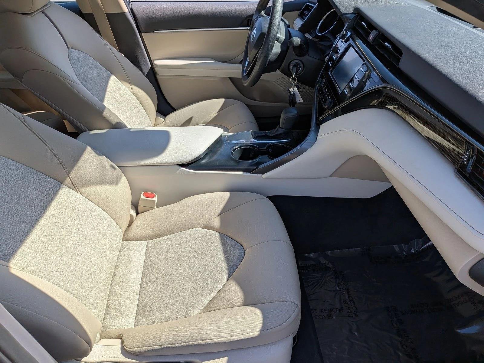 Used 2019 Galactic Aqua Mica Toyota LE image 19