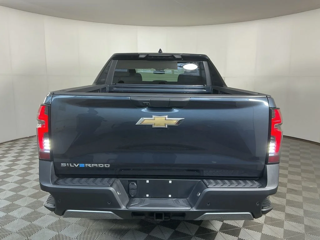 New 2026 Blue Chevrolet LT image 7
