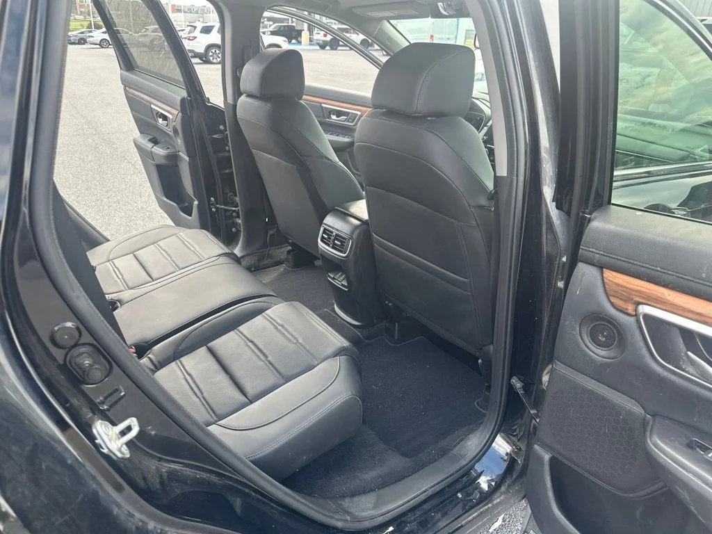 Certified Used 2021 Crystal Black Pearl Honda Touring image 12