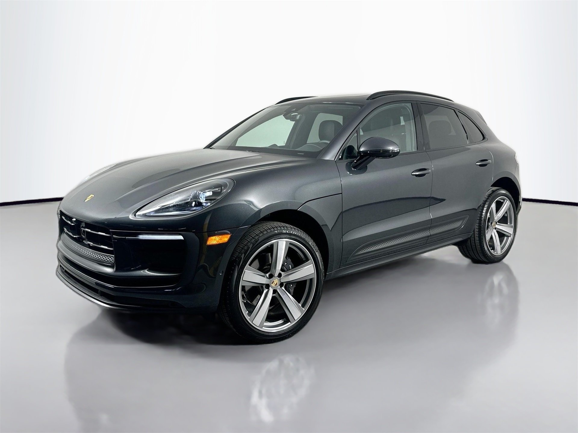2024 Porsche Macan Base