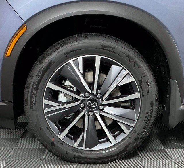 New 2027 MOONBOW BLUE INFINITI Luxe FWD image 10