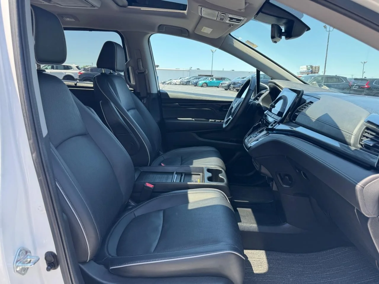 2024 Honda Odyssey Elite - Photo 19