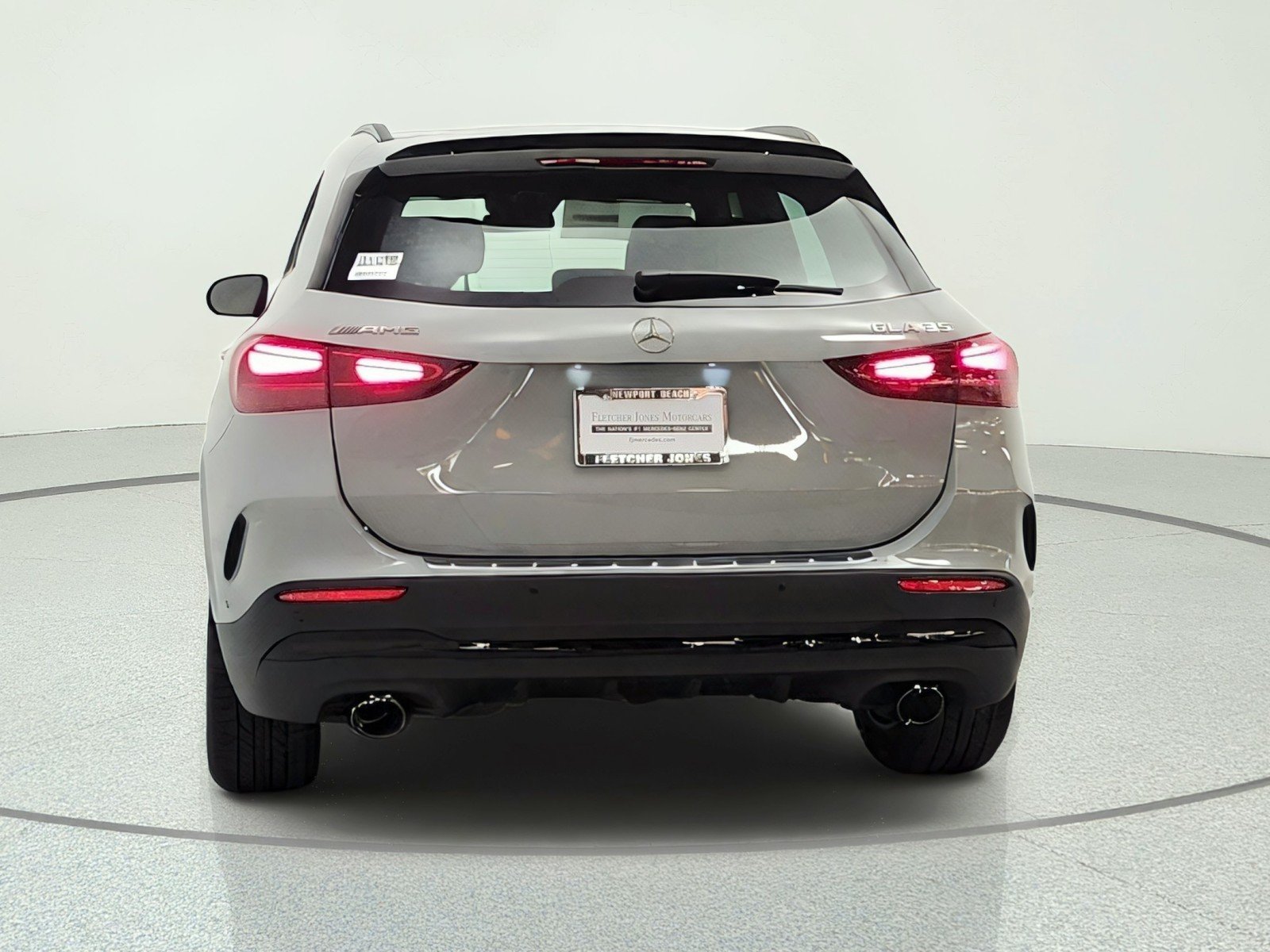 New 2026 MANUFAKTUR Alpine Grey Mercedes-Benz AMG® GLA 35 4MATIC SUV image 6