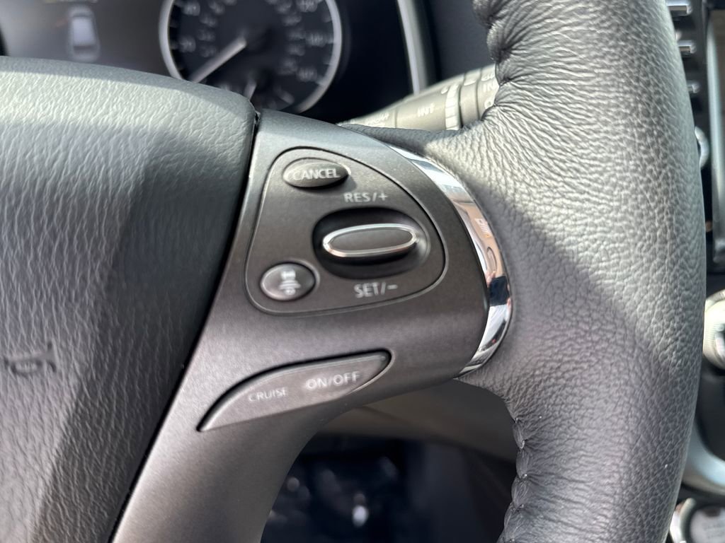 Used 2024 Black Nissan SL Intelligent AWD image 23