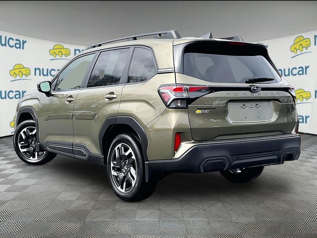 Used 2025 Autumn Green Metallic Subaru Limited image 4