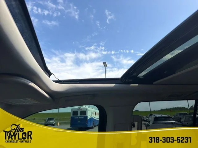 Used 2020 Black Ford Platinum image 24