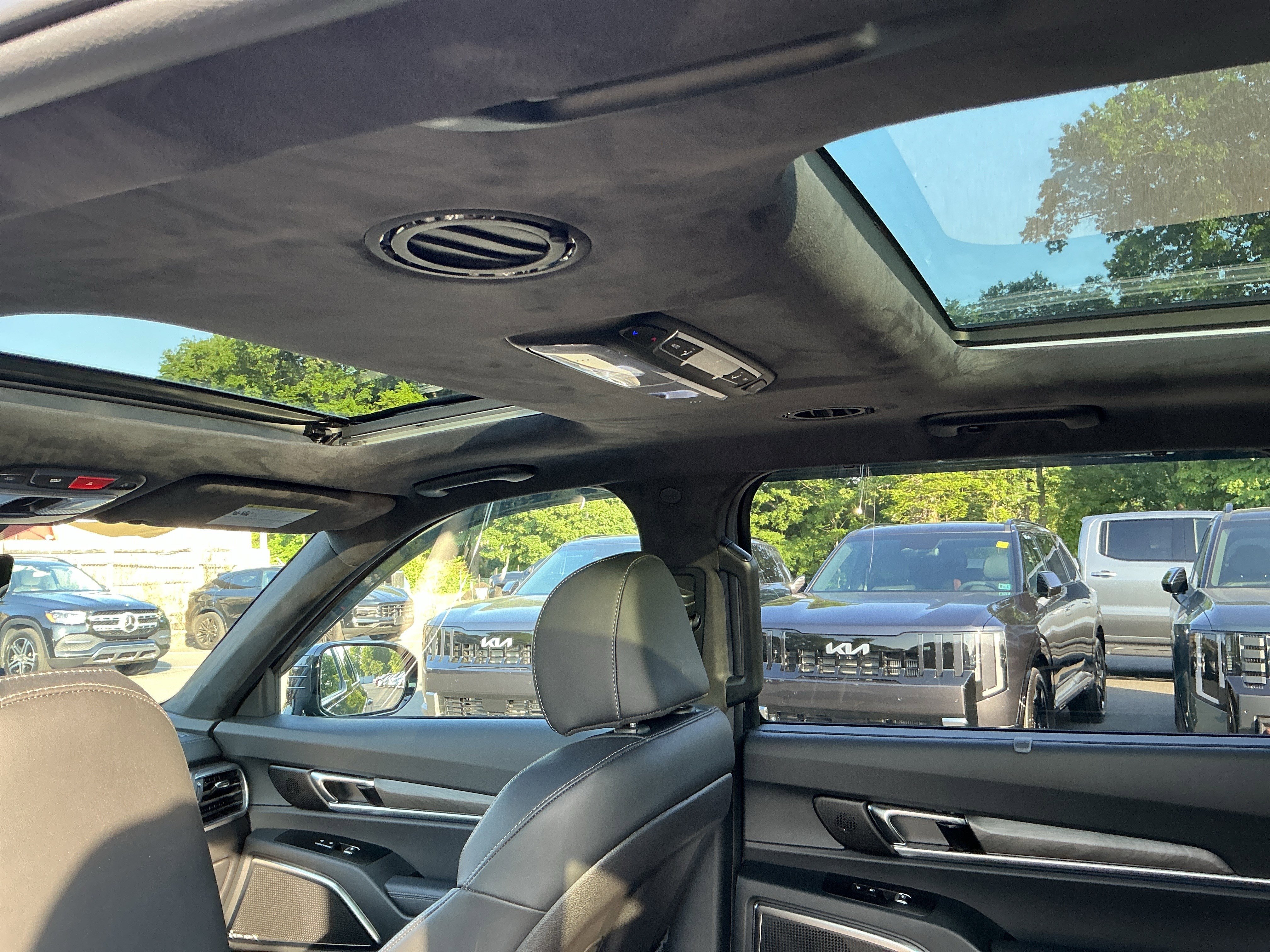 2025 Kia Telluride SX Prestige X-Line - Photo 12