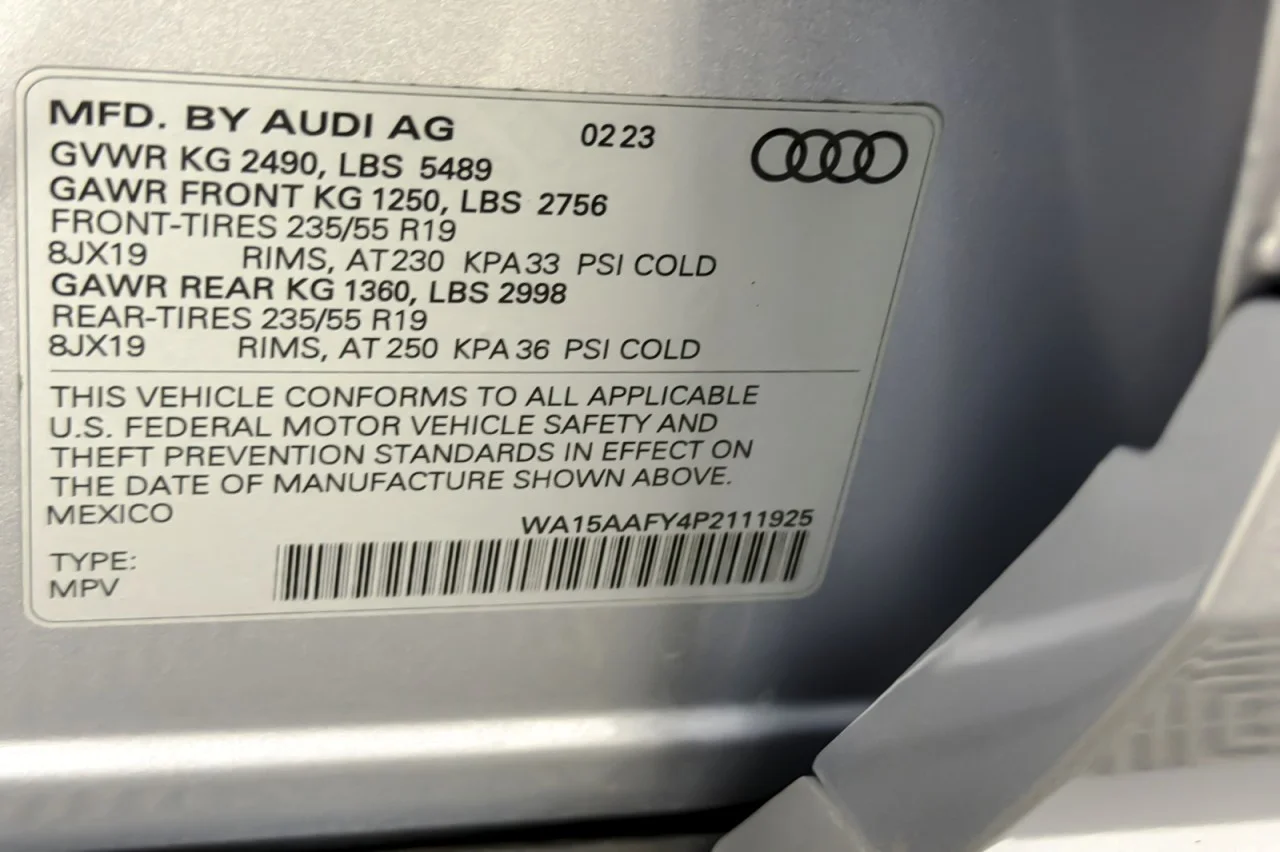 Used 2023 FLORETT SILVER MET Audi S line Premium Plus image 30