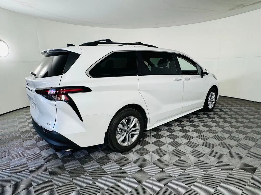 Used 2025 Beige Toyota XLE image 29