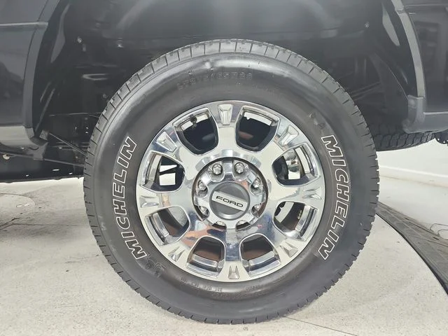 Used 2022 Black Ford Lariat image 46