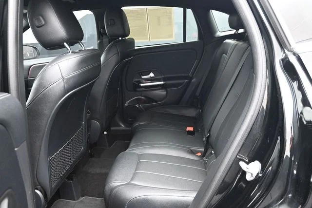 Used 2021 Black Mercedes-Benz GLA 250 image 10