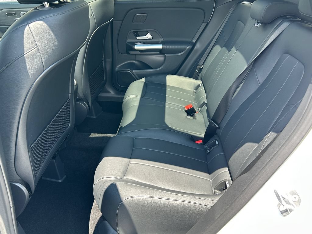 New 2026 Polar White Mercedes-Benz GLA250 image 62
