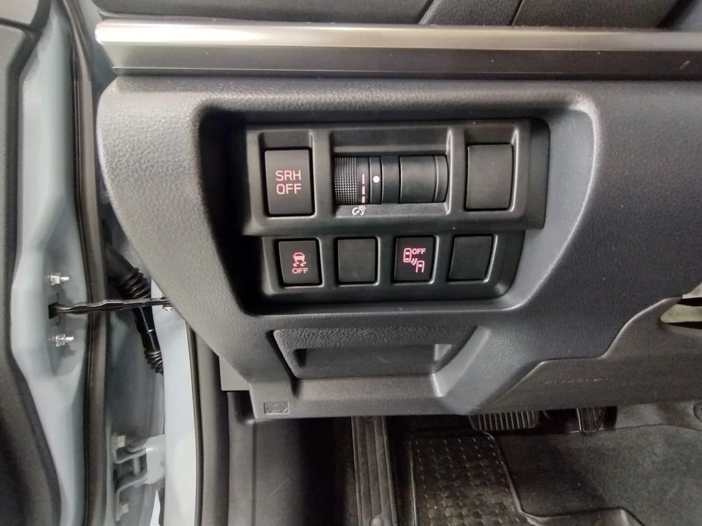 Used 2019 Gray Subaru 2.0i Limited image 23