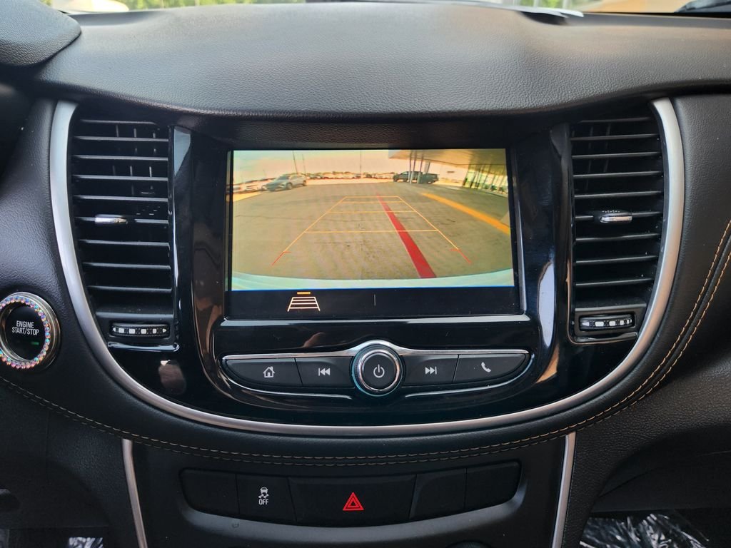 Used 2022 Summit White Chevrolet LT image 19
