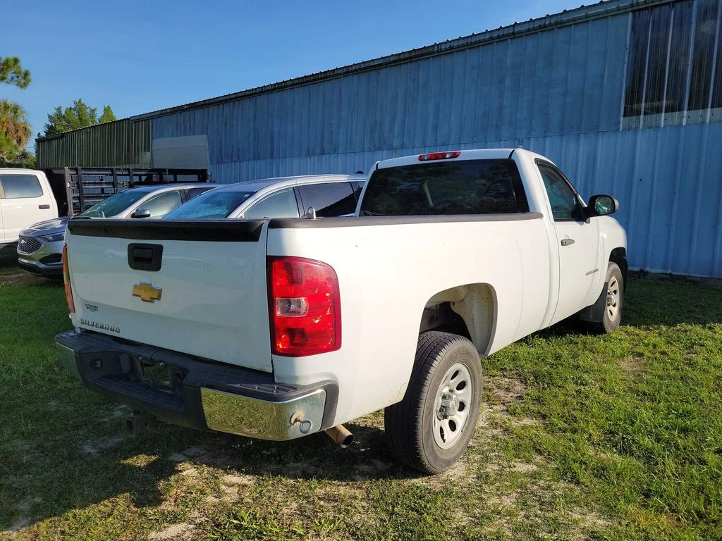 Used 2013 White Chevrolet Work Truck image 3
