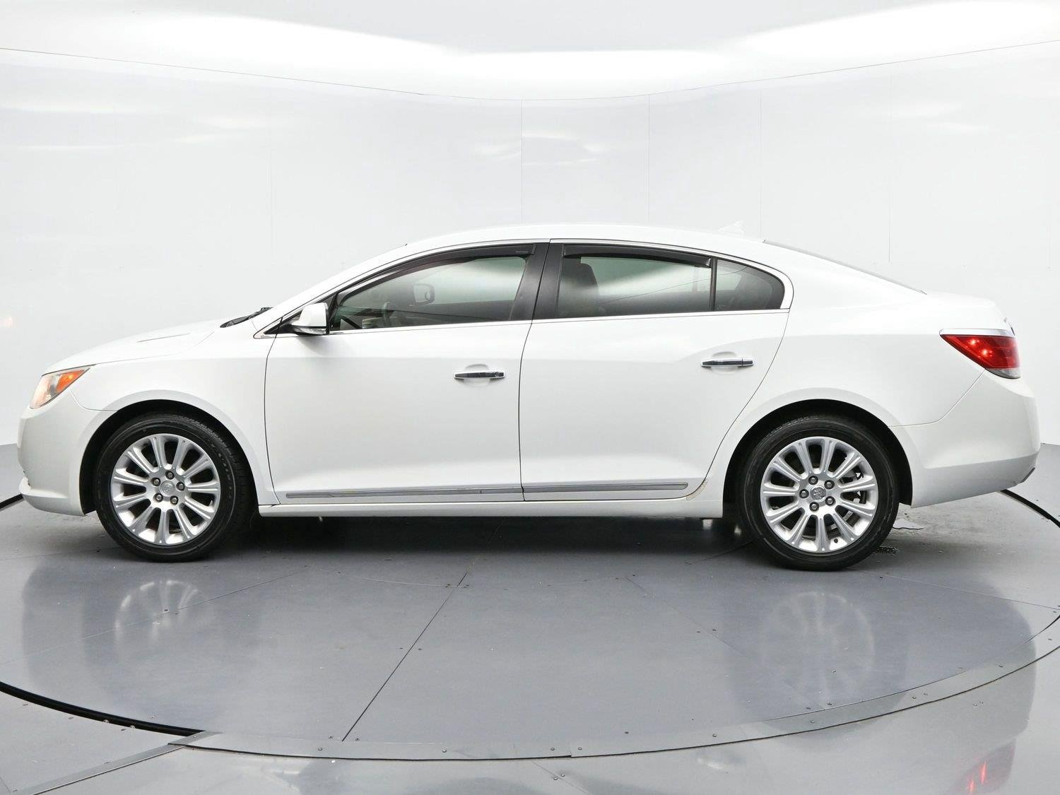Used 2013 Summit White Buick Leather image 4