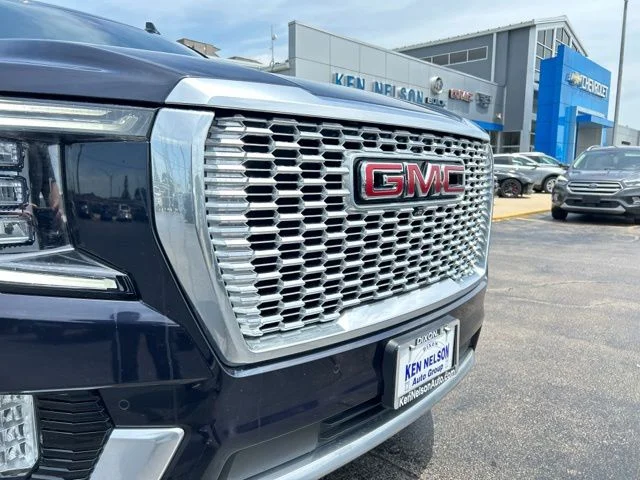 Used 2021 Blue GMC Denali image 4