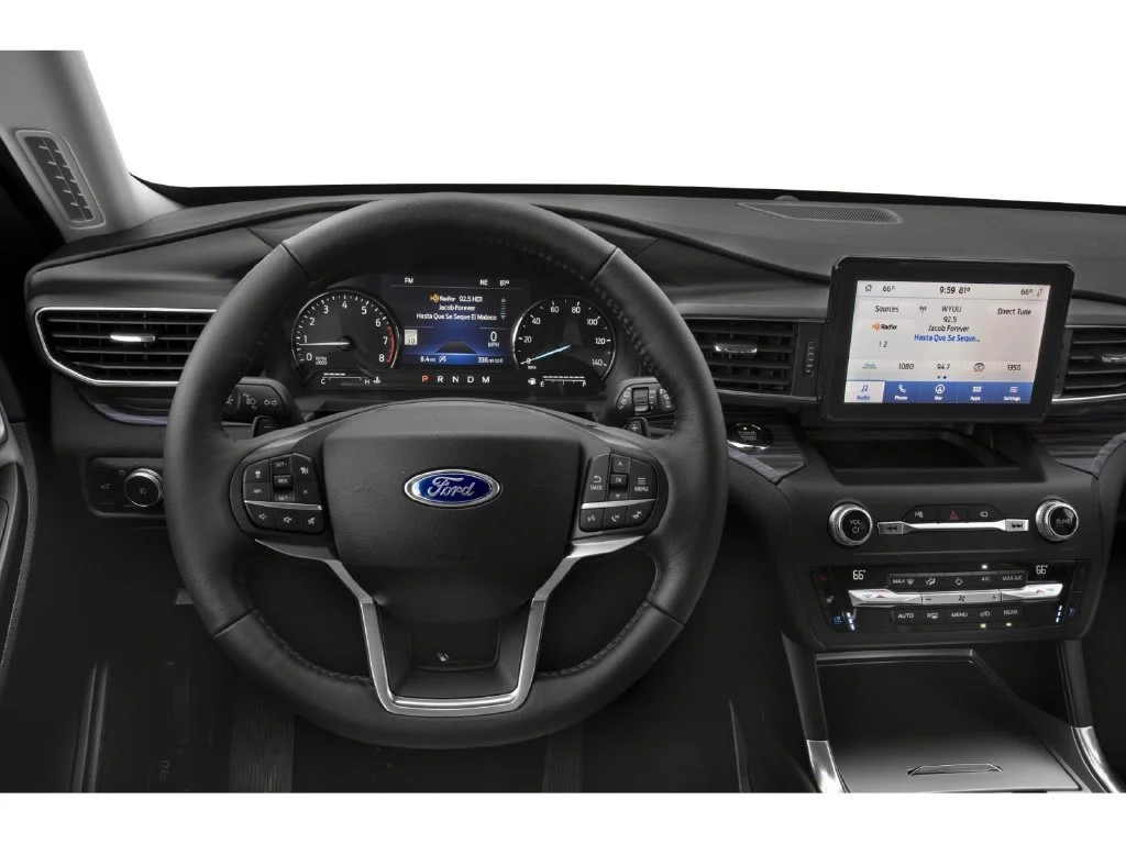 Used 2022 Iconic Silver Met Ford Limited image 4
