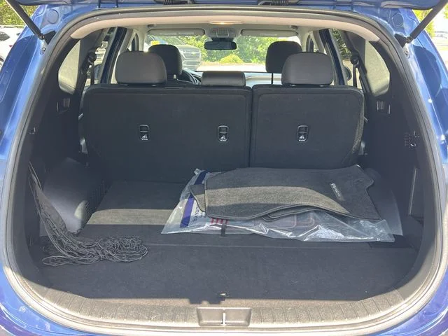 Used 2019 Blue Hyundai SE image 35