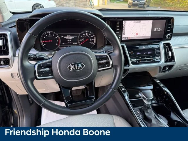 Used 2021 Black Kia SX image 19