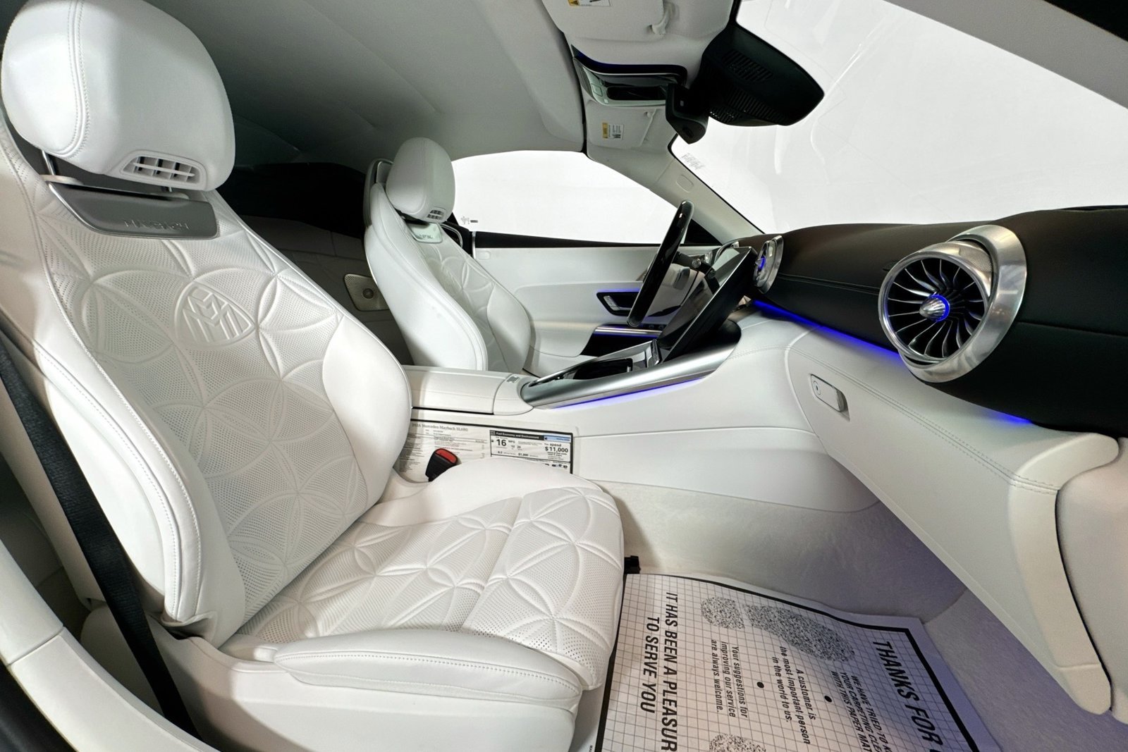 New 2026 Manufaktur Moonlight White Magno Mercedes-Benz Maybach SL 680 Monogram Series image 22