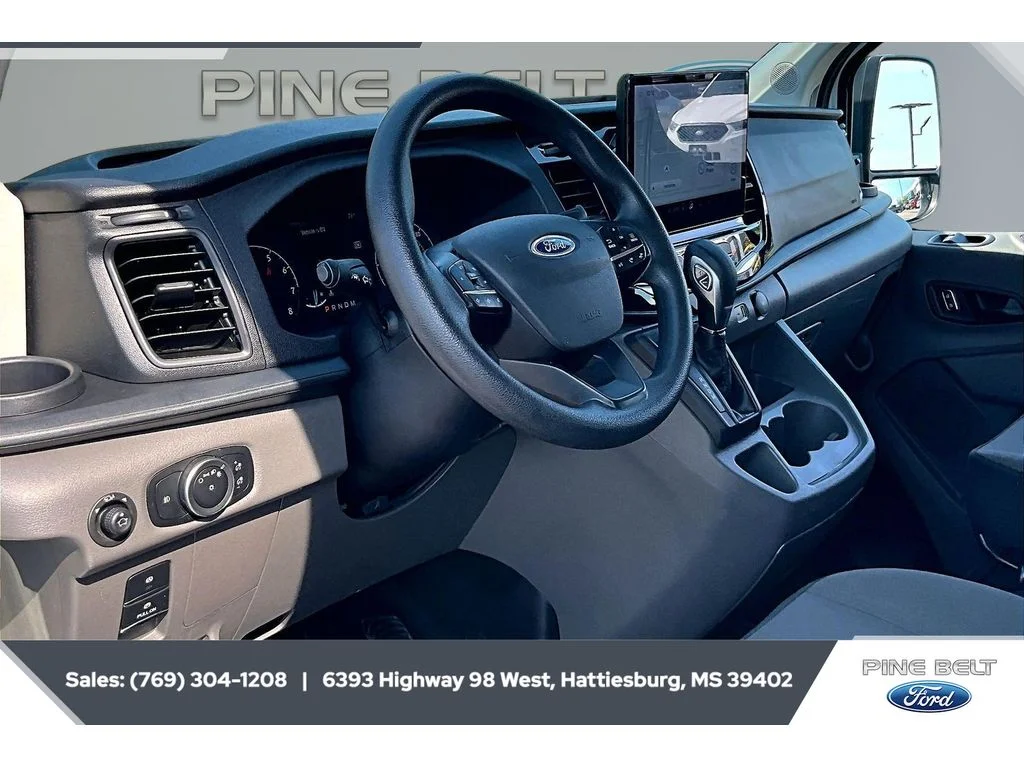 Used 2023 Oxford White Ford XLT image 12