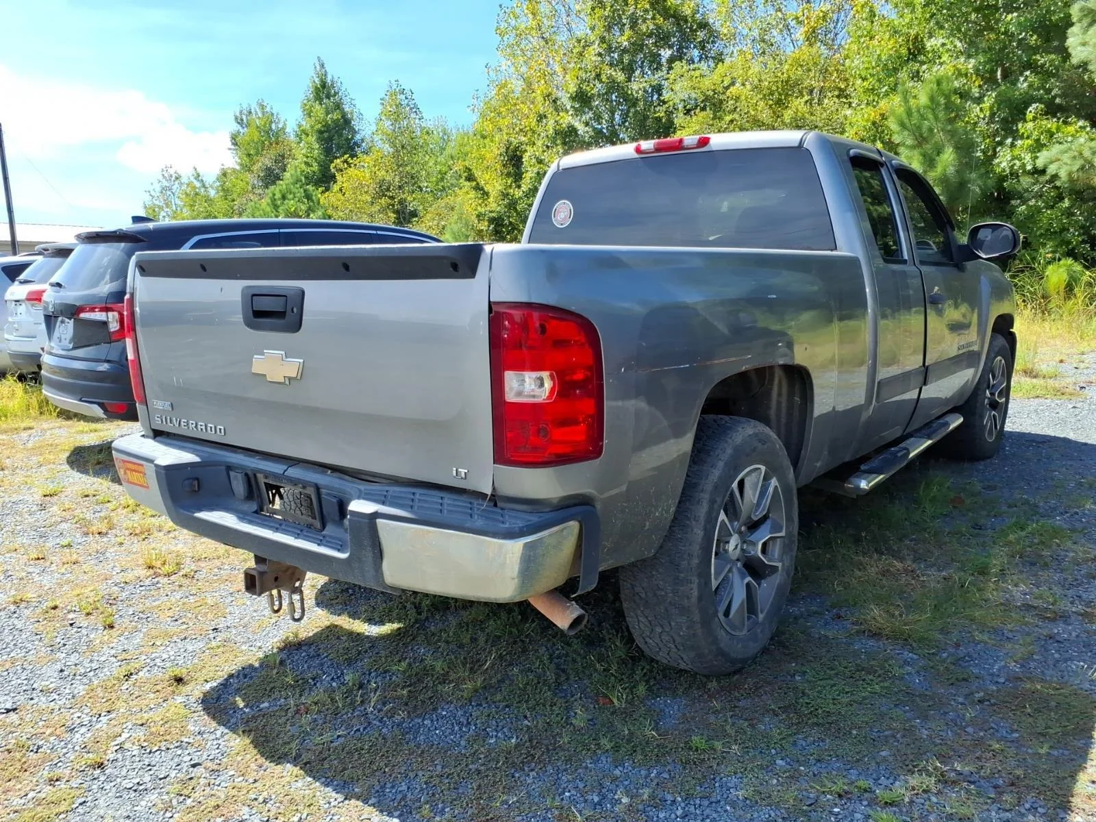 Used 2009 Graystone Metallic Chevrolet LT image 8