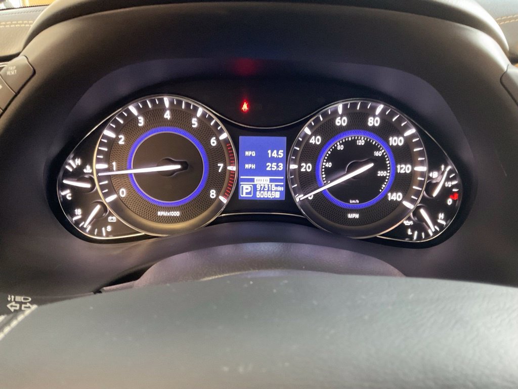 Used 2018 Blue INFINITI  image 15