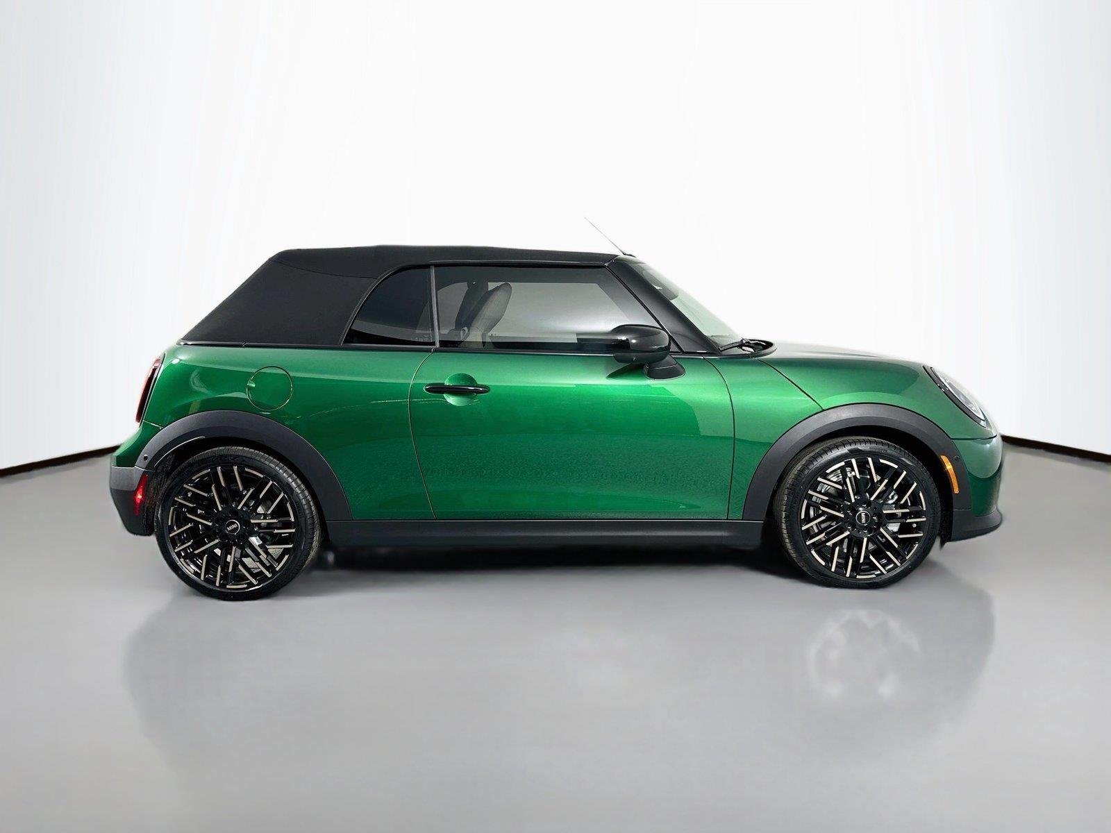 Used 2026 British Racing Green IV Metallic MINI Cooper image 4