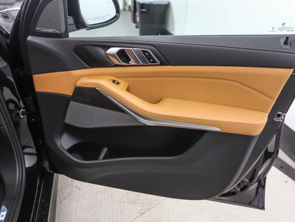 2026 BMW X5 50e - Photo 28