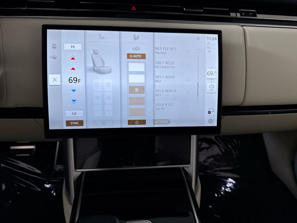 New 2026 Varesine Blue Land Rover SE LWB image 17