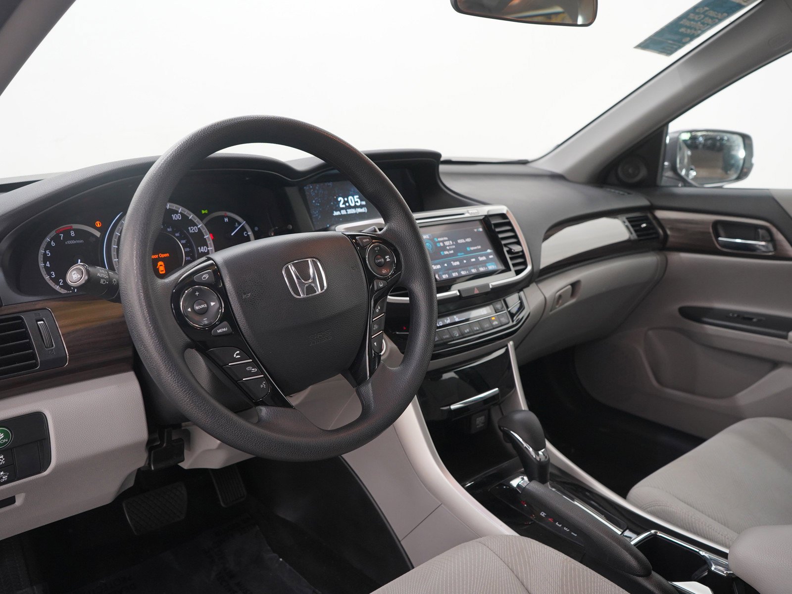 Used 2016  Honda 4dr I4 CVT EX w/Honda Sensing image 24