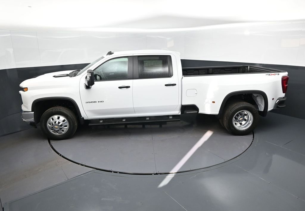 2026 Chevrolet Silverado 3500 HD Work Truck - Photo 33