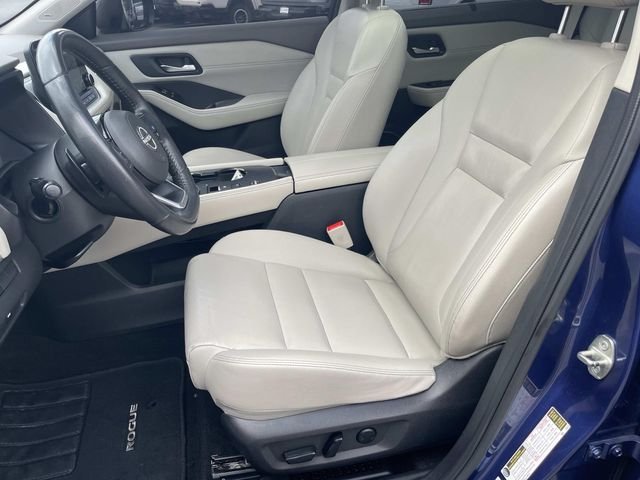 Certified Used 2023 Blue Nissan SL image 27