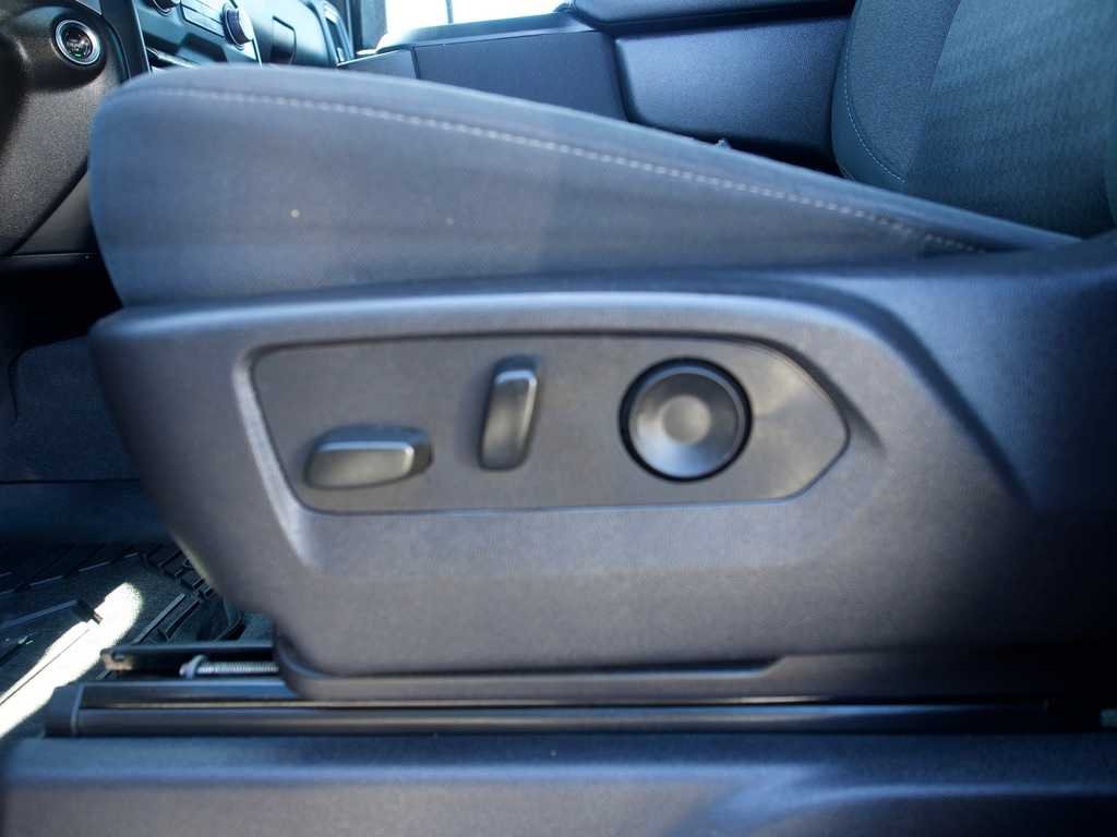 2025 Chevrolet Silverado 2500HD Custom - Photo 26