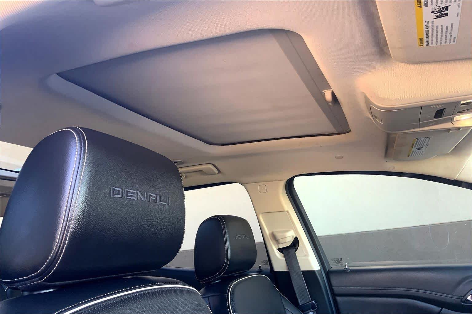 Used 2023 Ultra Blue Metallic GMC Denali image 14