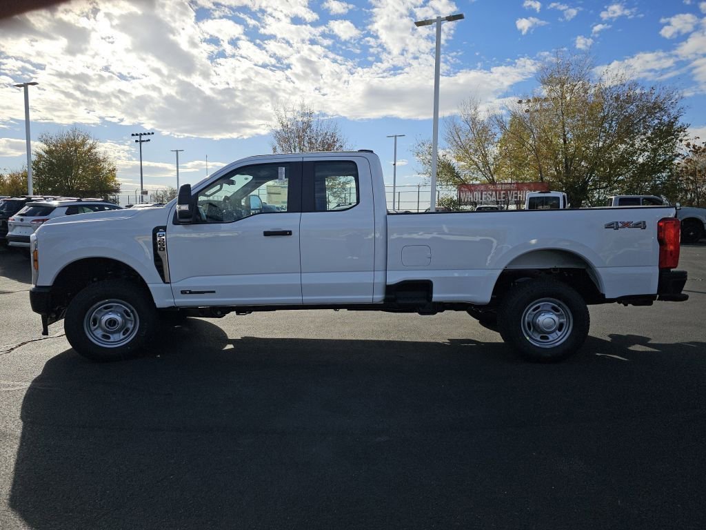 New 2026 Oxford White Ford XL image 21