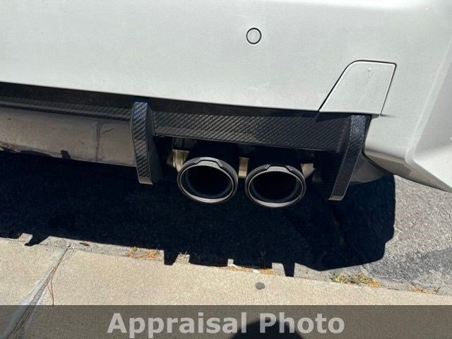 Used 2024 Alpine White BMW  image 9