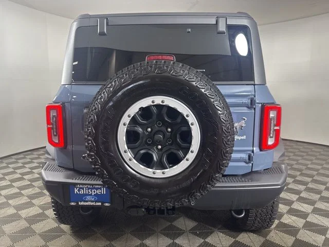 New 2025 Azure Gray Metallic Tri-Coat Ford Badlands image 22