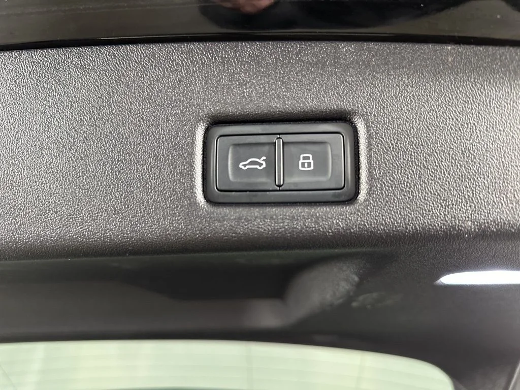 Used 2025 Black Audi 2.0T Premium image 22
