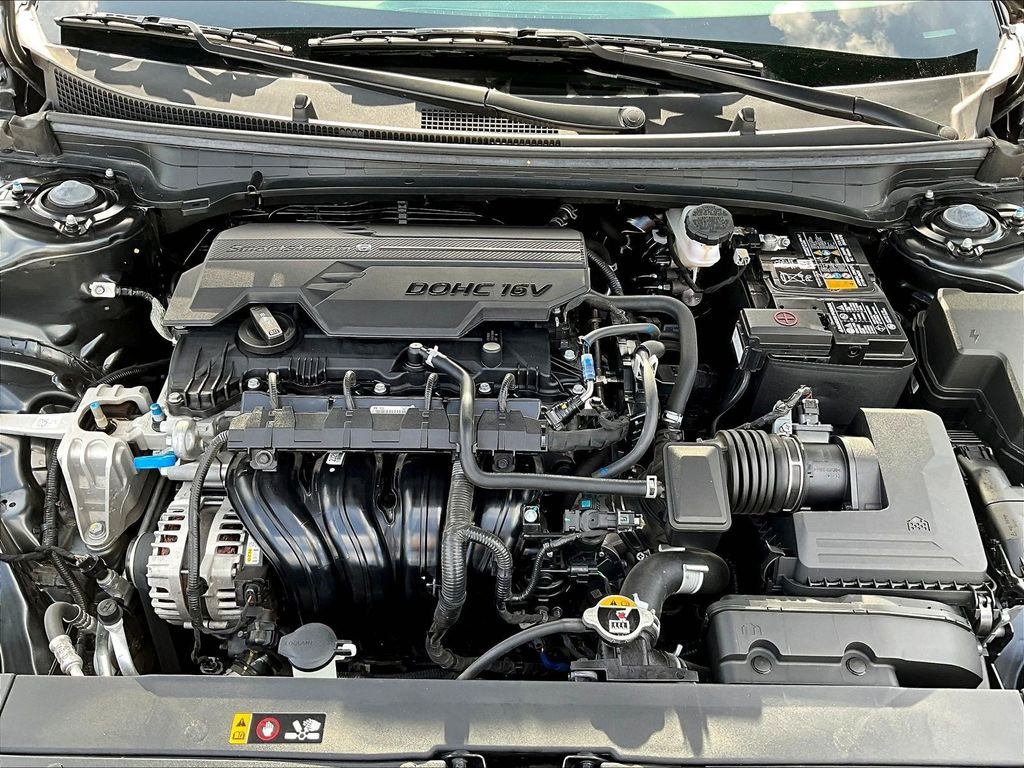 Used 2025 Gray Kia LXS image 30