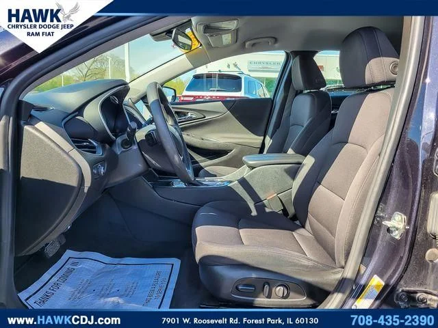 Used 2023 Gray Chevrolet LT image 8