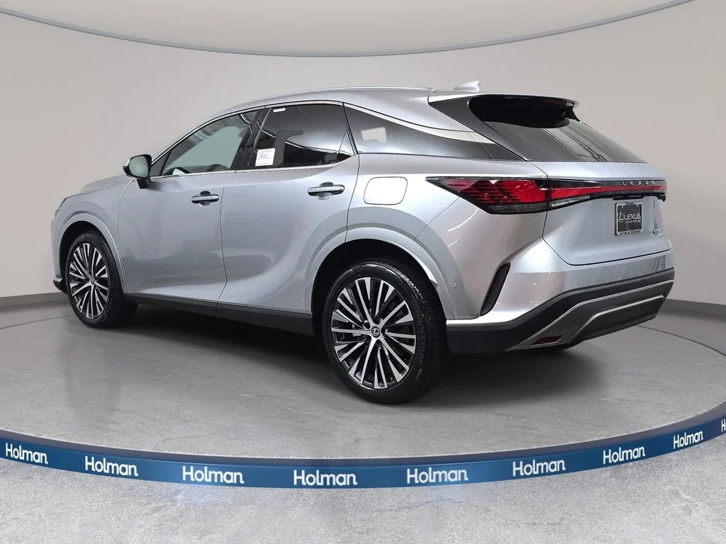 New 2026 Iridium Lexus PREMIUM PLUS image 7