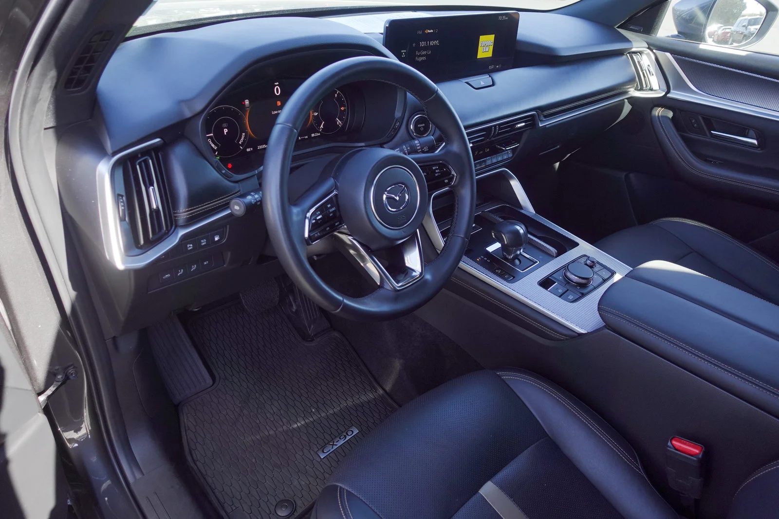 Used 2024 Machine Gray Metallic Mazda Premium Plus image 9