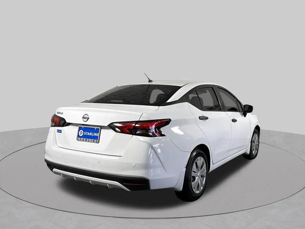 Used 2020 White Nissan 1.6 S image 8