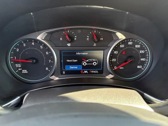 Used 2024 Summit White Chevrolet LT image 16